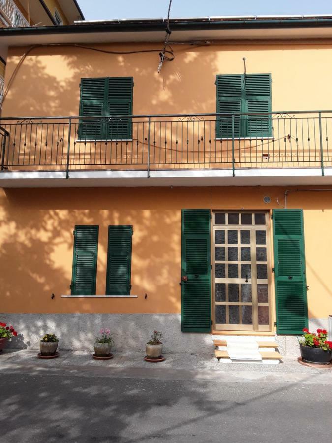 Olgatan Apartment Deiva Marina Bagian luar foto